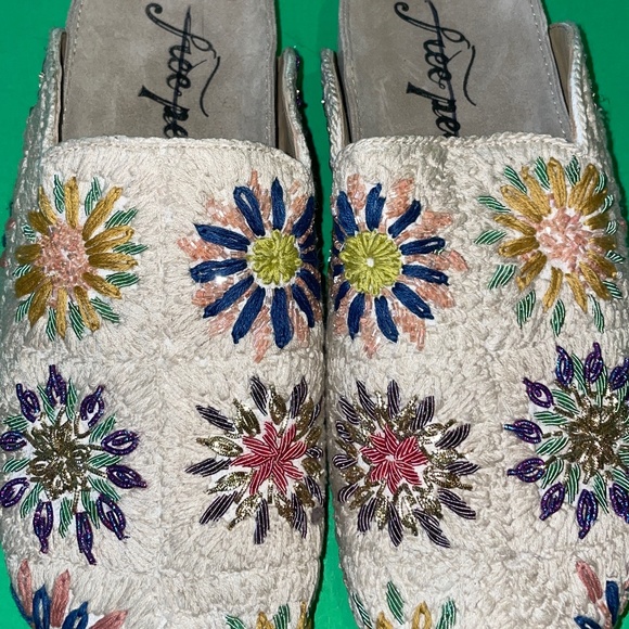 Free People Damon Crochet Mules-A701 - Picture 1 of 2
